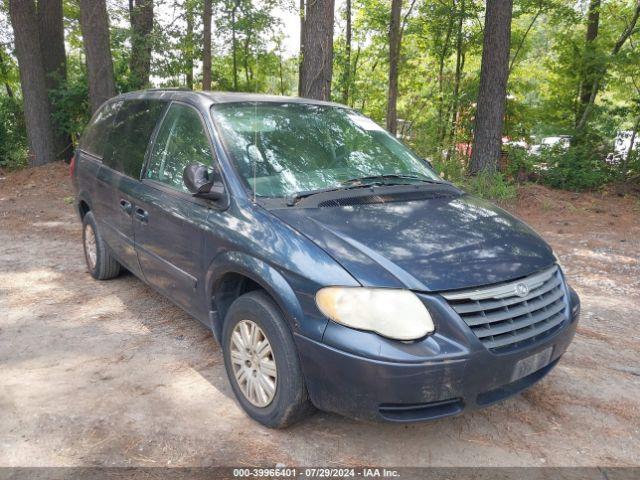  Salvage Chrysler Town & Country