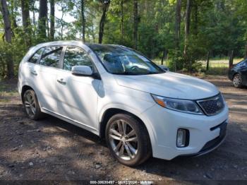  Salvage Kia Sorento