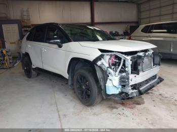  Salvage Toyota RAV4