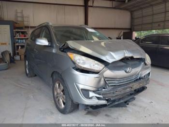  Salvage Hyundai TUCSON