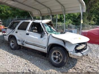  Salvage Chevrolet Blazer