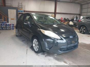  Salvage Ford Fiesta