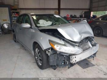  Salvage Nissan Altima