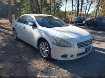  Salvage Nissan Maxima