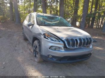  Salvage Jeep Cherokee