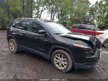  Salvage Jeep Cherokee