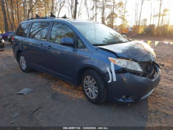  Salvage Toyota Sienna