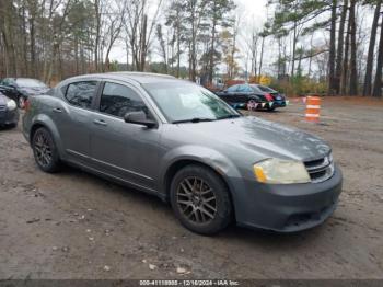  Salvage Dodge Avenger