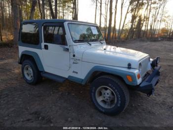  Salvage Jeep Wrangler