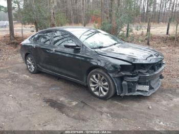  Salvage Chrysler 200