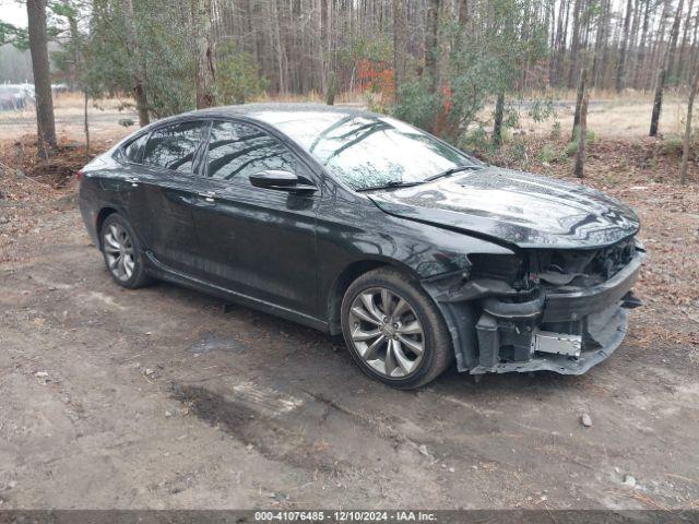  Salvage Chrysler 200