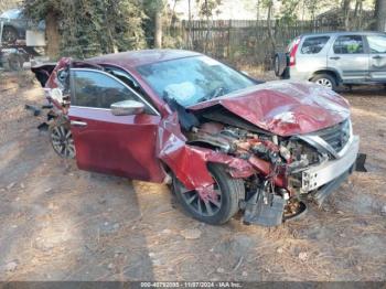  Salvage Nissan Altima