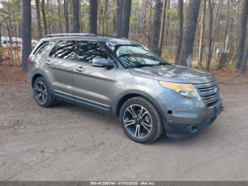  Salvage Ford Explorer