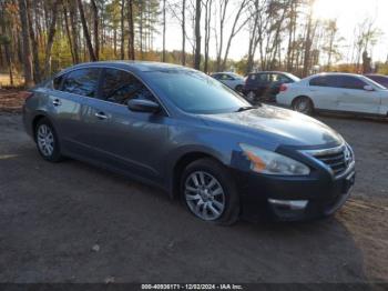  Salvage Nissan Altima