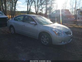  Salvage Nissan Altima