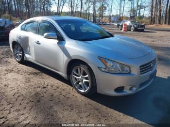  Salvage Nissan Maxima