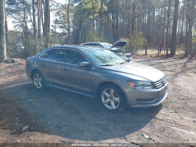  Salvage Volkswagen Passat