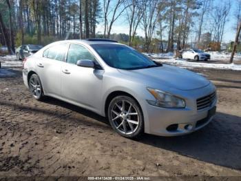  Salvage Nissan Maxima