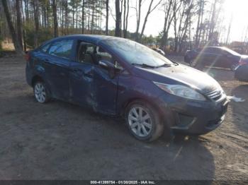  Salvage Ford Fiesta