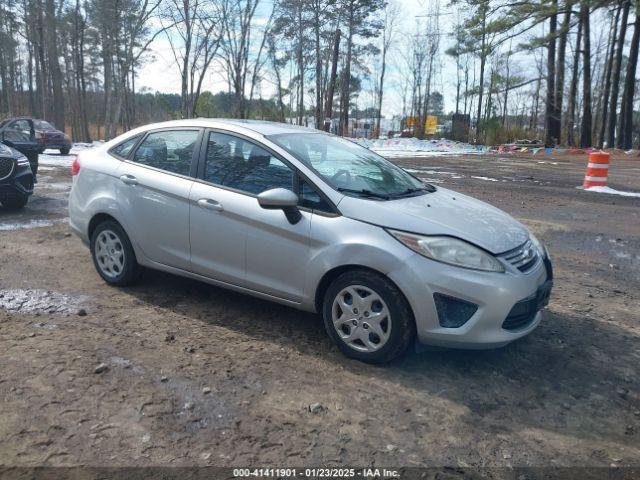  Salvage Ford Fiesta