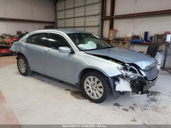  Salvage Chrysler 200