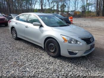  Salvage Nissan Altima