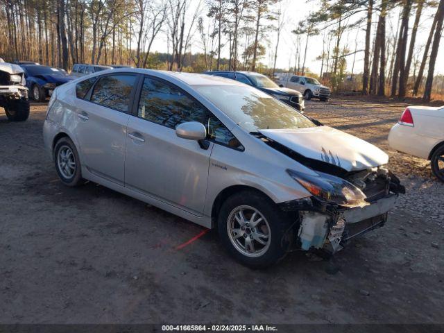  Salvage Toyota Prius