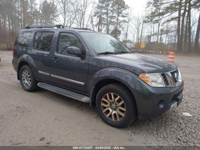  Salvage Nissan Pathfinder