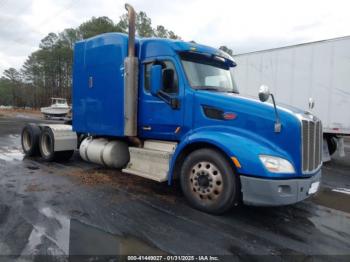  Salvage Peterbilt 579