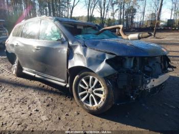  Salvage Nissan Pathfinder