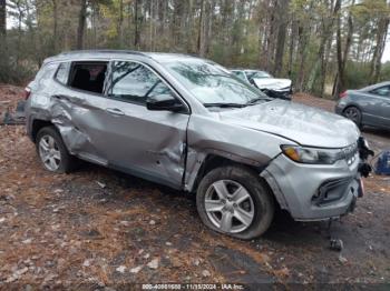  Salvage Jeep Compass