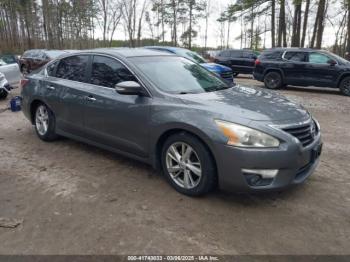  Salvage Nissan Altima