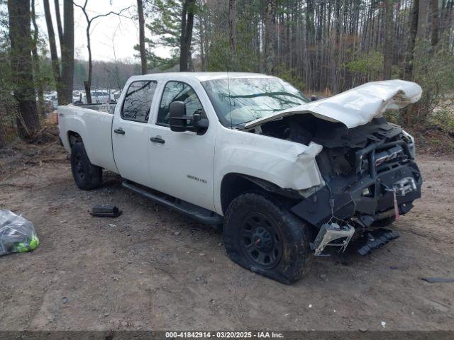  Salvage General Motors Sierra 3500HD