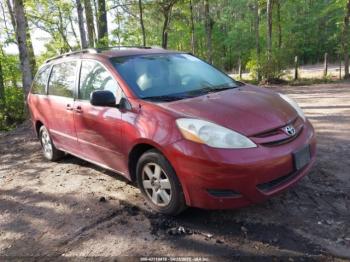  Salvage Toyota Sienna