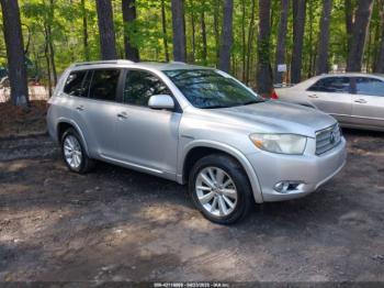  Salvage Toyota Highlander