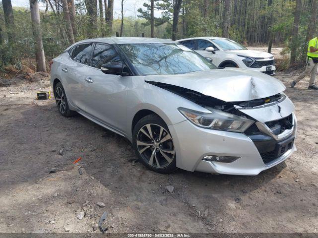  Salvage Nissan Maxima
