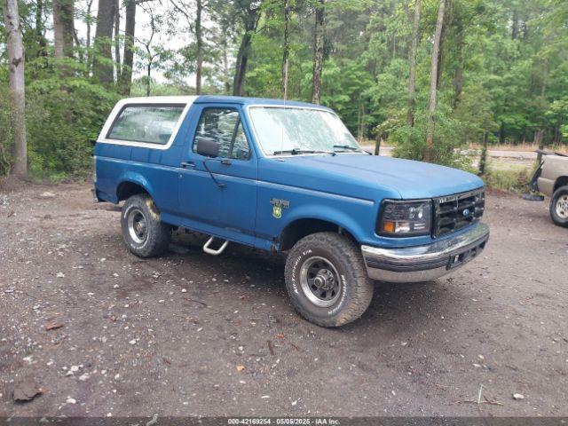  Salvage Ford Bronco