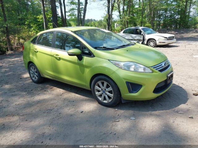  Salvage Ford Fiesta