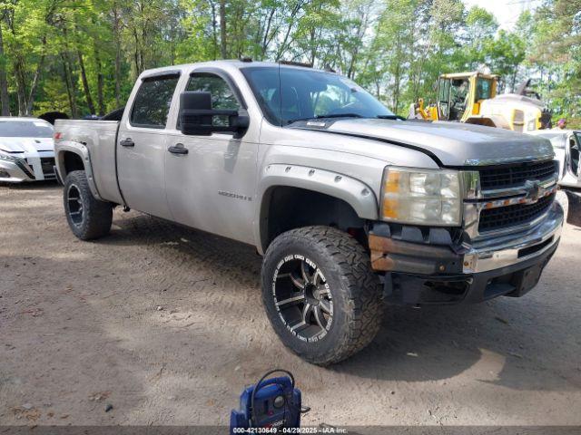  Salvage Chevrolet Silverado 2500