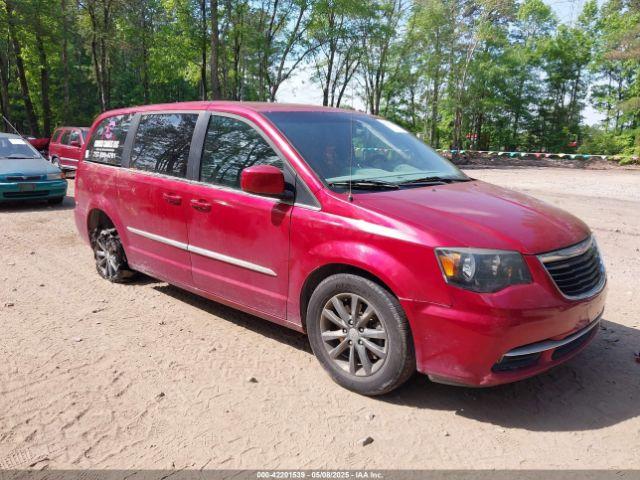  Salvage Chrysler Town & Country