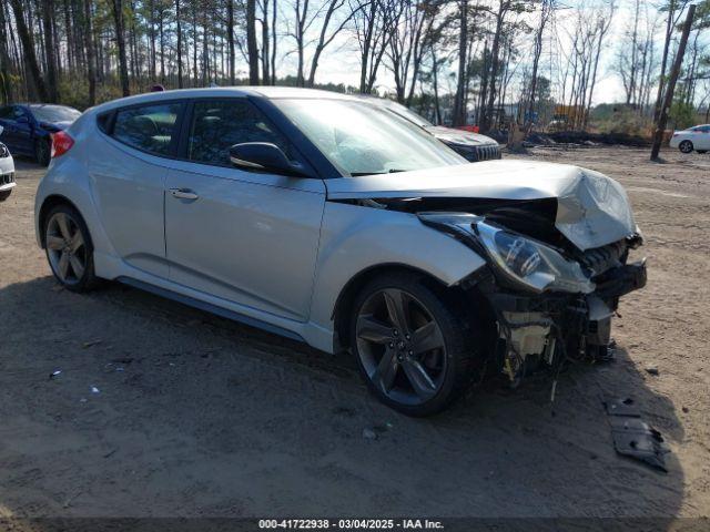  Salvage Hyundai VELOSTER