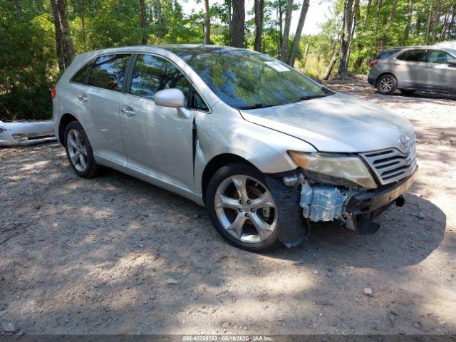  Salvage Toyota Venza