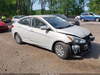  Salvage Hyundai ACCENT