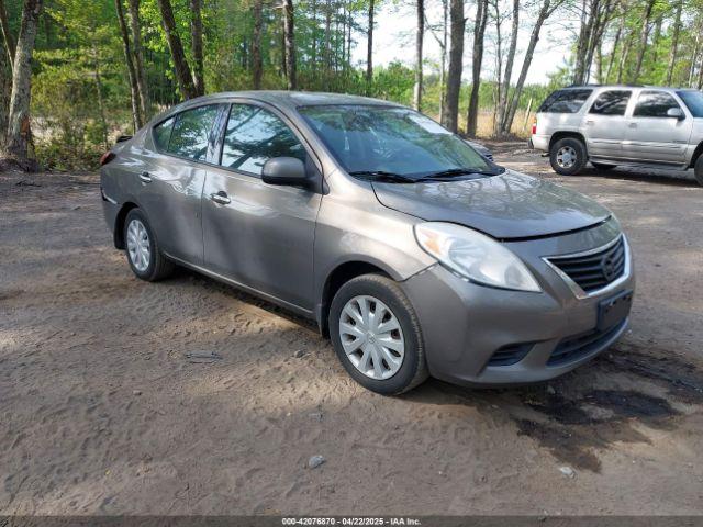  Salvage Nissan Versa