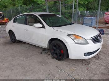  Salvage Nissan Altima