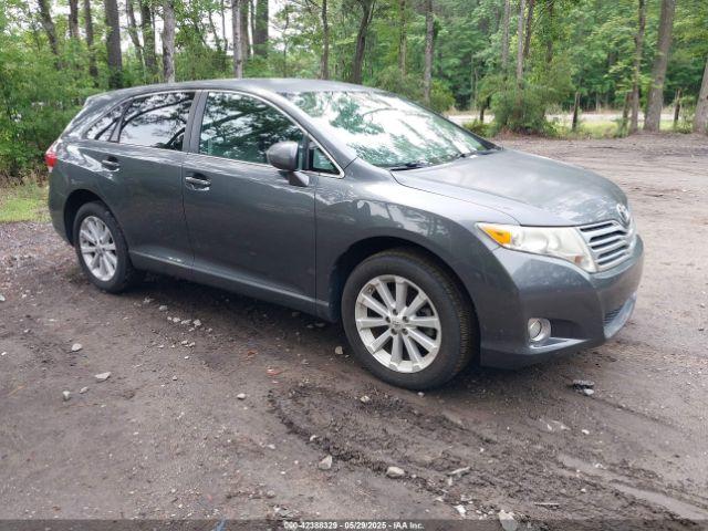  Salvage Toyota Venza