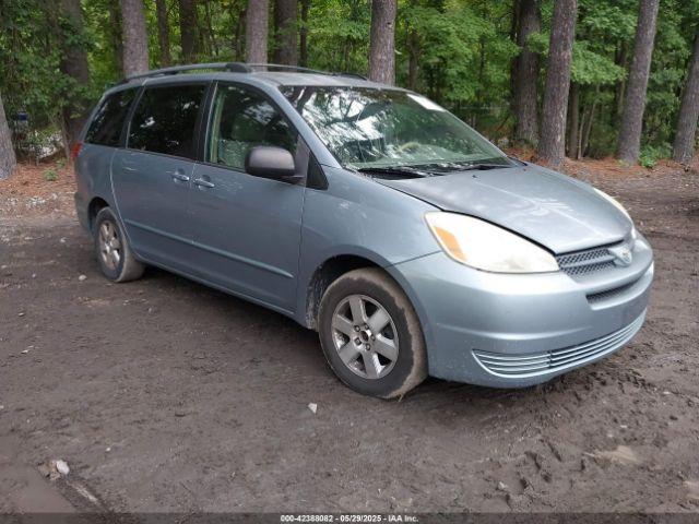  Salvage Toyota Sienna