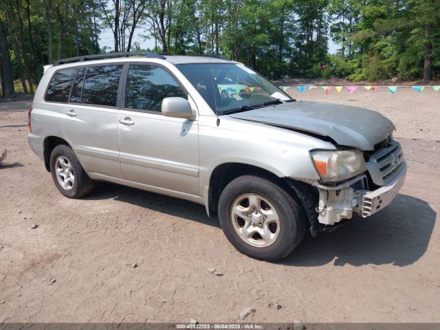  Salvage Toyota Highlander