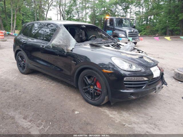  Salvage Porsche Cayenne Hybrid