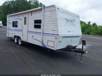  Salvage Fleetwood Prowler